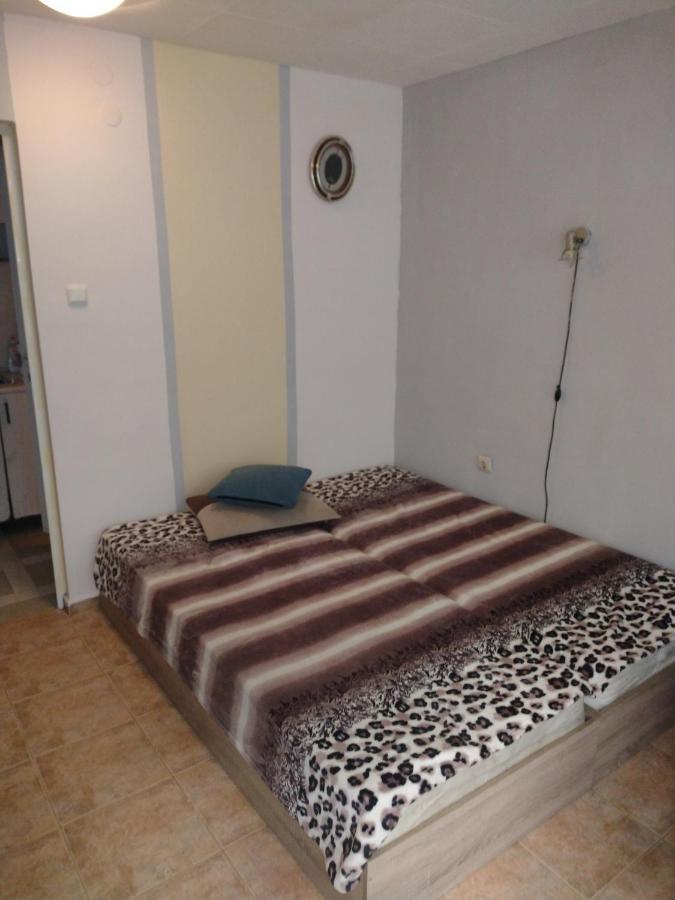 Apartment Petr Beron Варна Екстериор снимка
